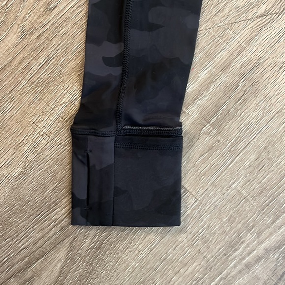 Lululemon Its Rulu Run Cropped Half-Zip - Picture 10 of 12